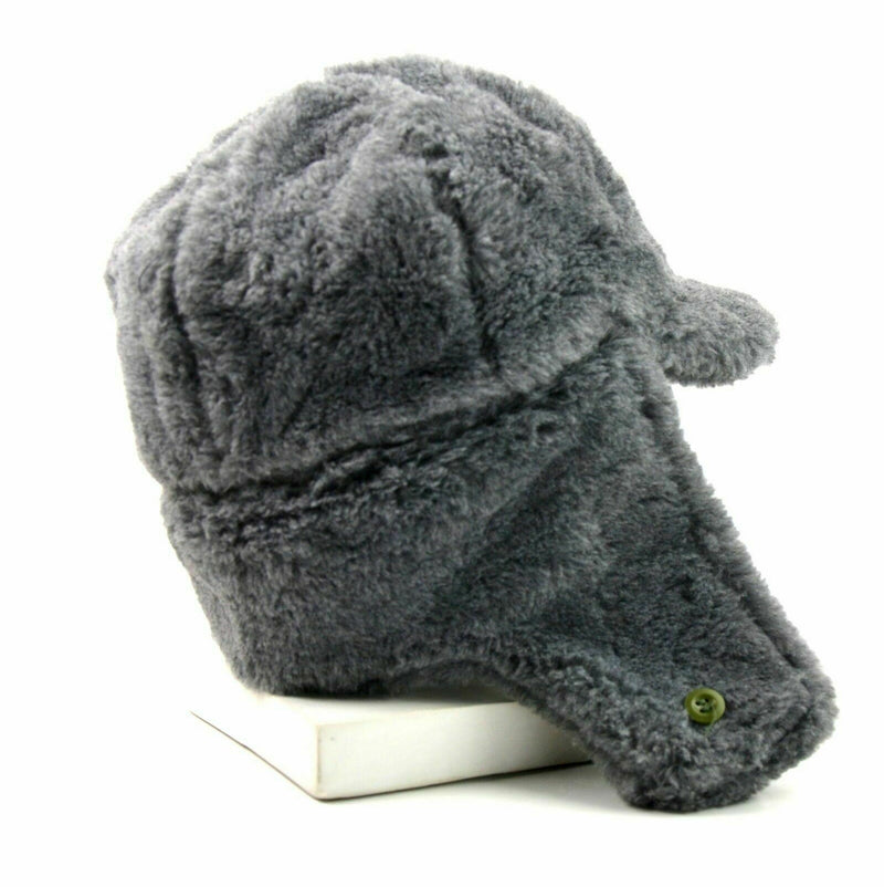 Véritable casquette d'hiver de l'armée tchèque Ushanka chapeau chaud en fourrure grise CZ militaire isignia