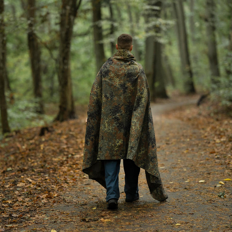 Véritable abri de l'armée allemande demi-bâche fleckt. poncho de tente en toile imperméable