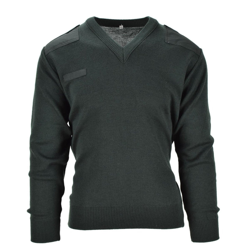 Dark green Dutch Army commando pullover sweater with V-neck and reinforced shoulder and elbow patches.