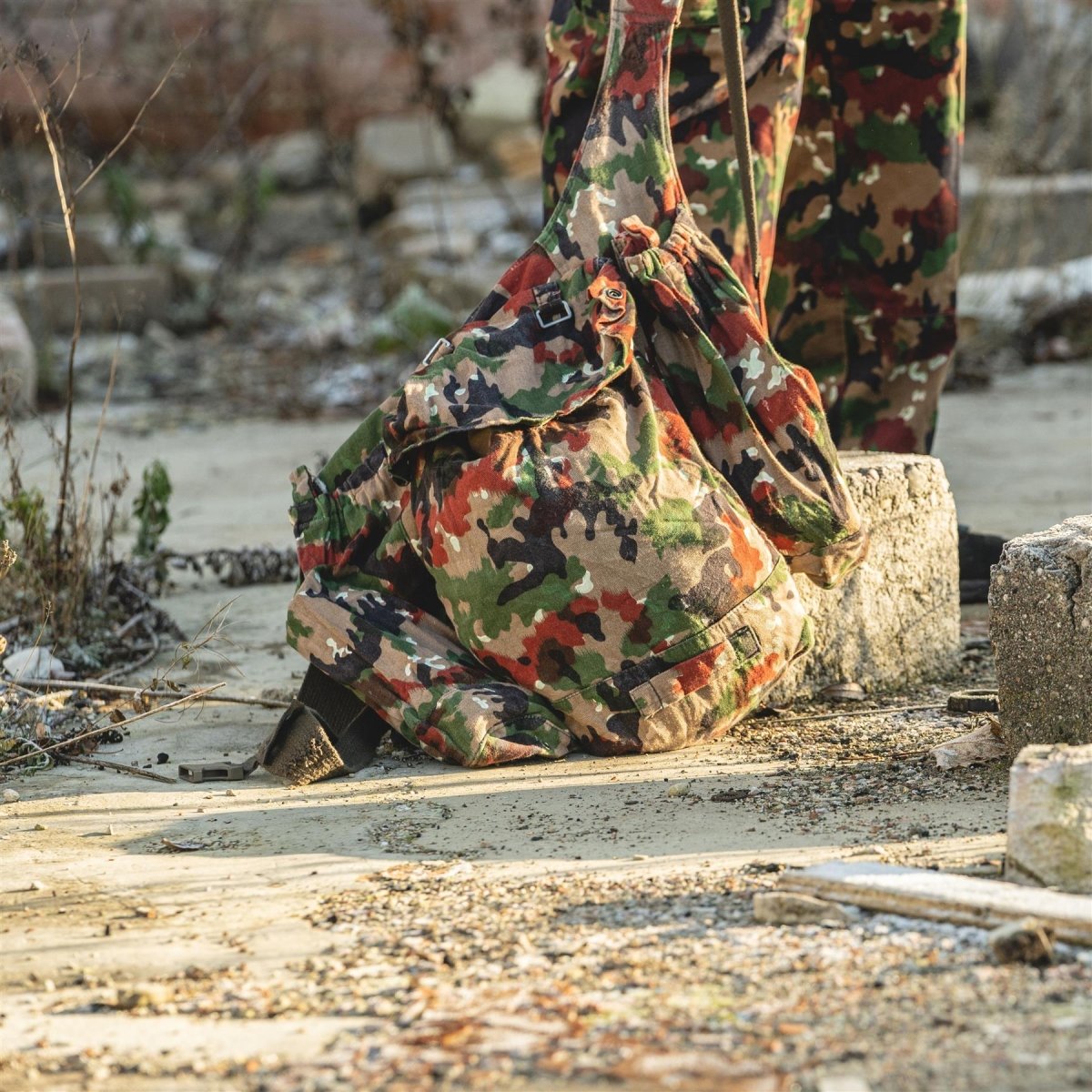 Véritable sac à dos de l'armée suisse Sac à dos de sniper Alpen Camo avec bretelles
