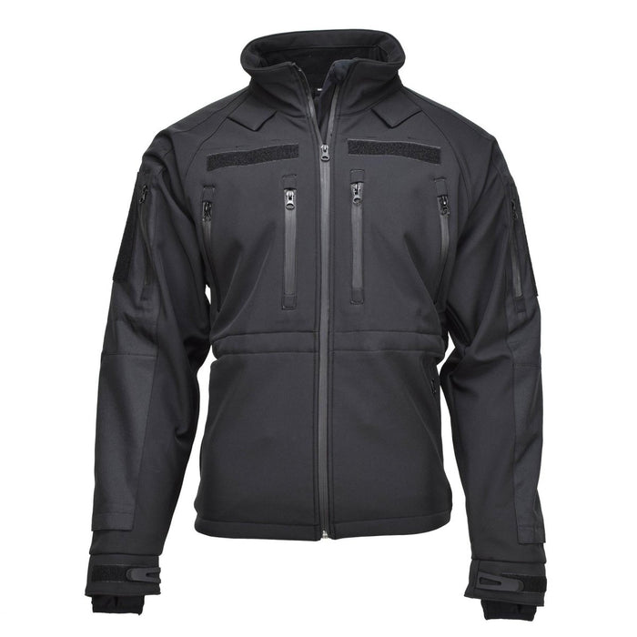Veste softshell MIL-TEC noire avec poches zippées, vêtements de sport coupe-vent, résistants à l'eau et respirants pour une utilisation en extérieur.