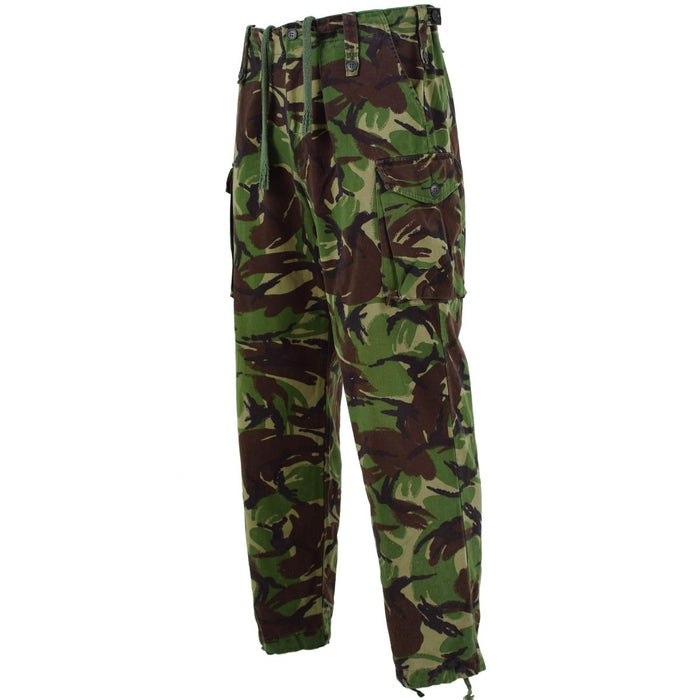 Pantalon de l'armée britannique original pantalon de combat BDU tempéré DMP en forêt surplus - GoMilitar